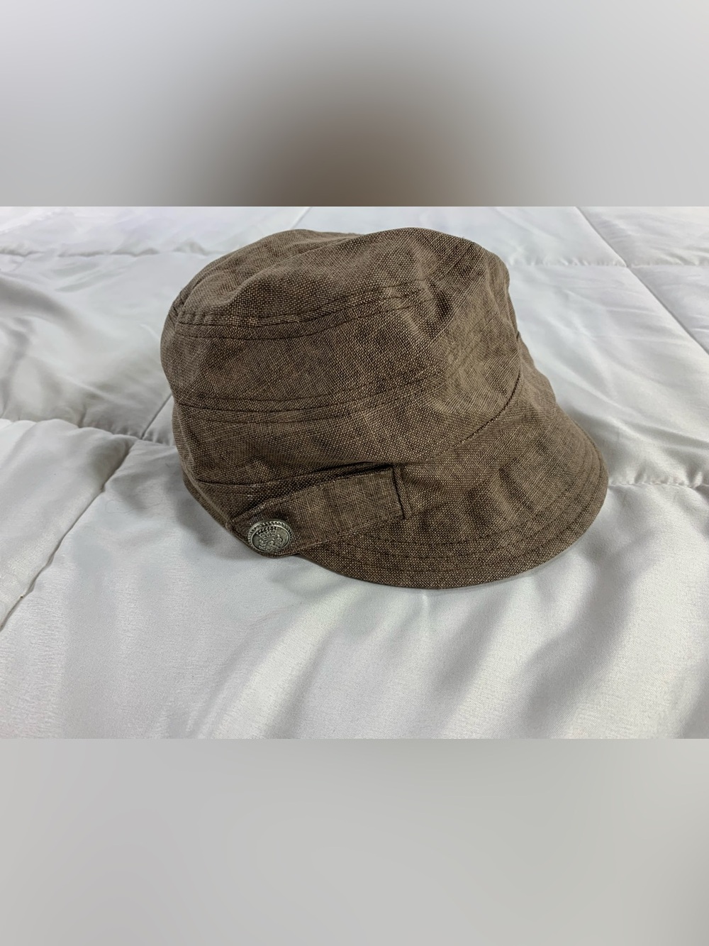 Pre loved DELUX hat womens size S